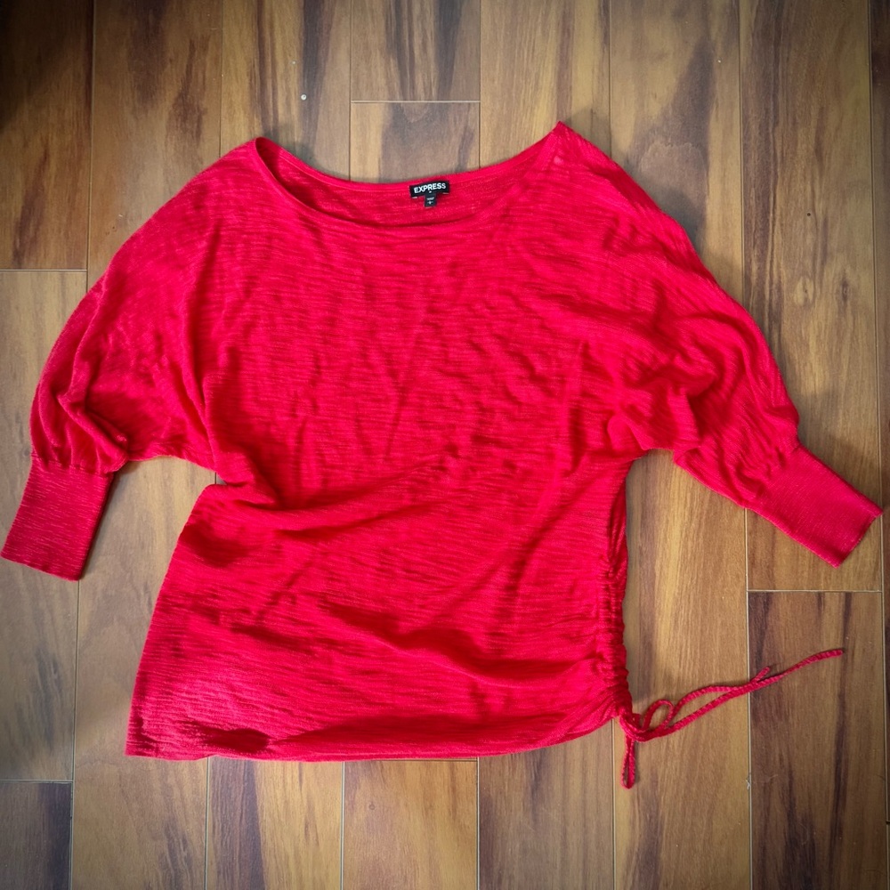 Express Red 3/4 Sleeve Wide Neck/Off the Shoulder Top w/Adjustable Side Ruching - Picture 5 of 7
